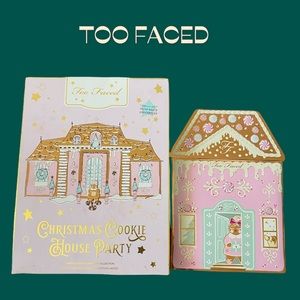TOO FACED // CHRISTMAS COOKIE HOUSE PARTY EYESHADOW & BLUSH SET